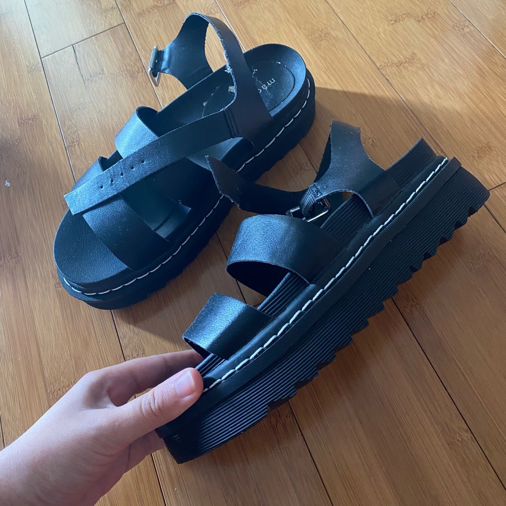 - Madden girl platform strappy black sandals